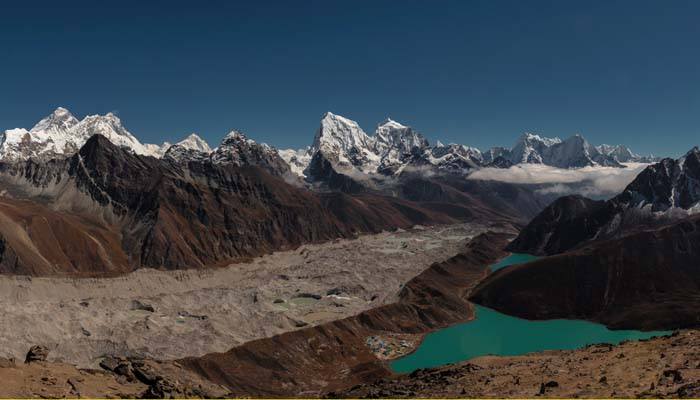 Trekking in Nepal in December