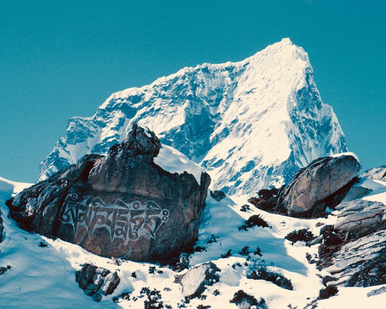 Mount Cholatse