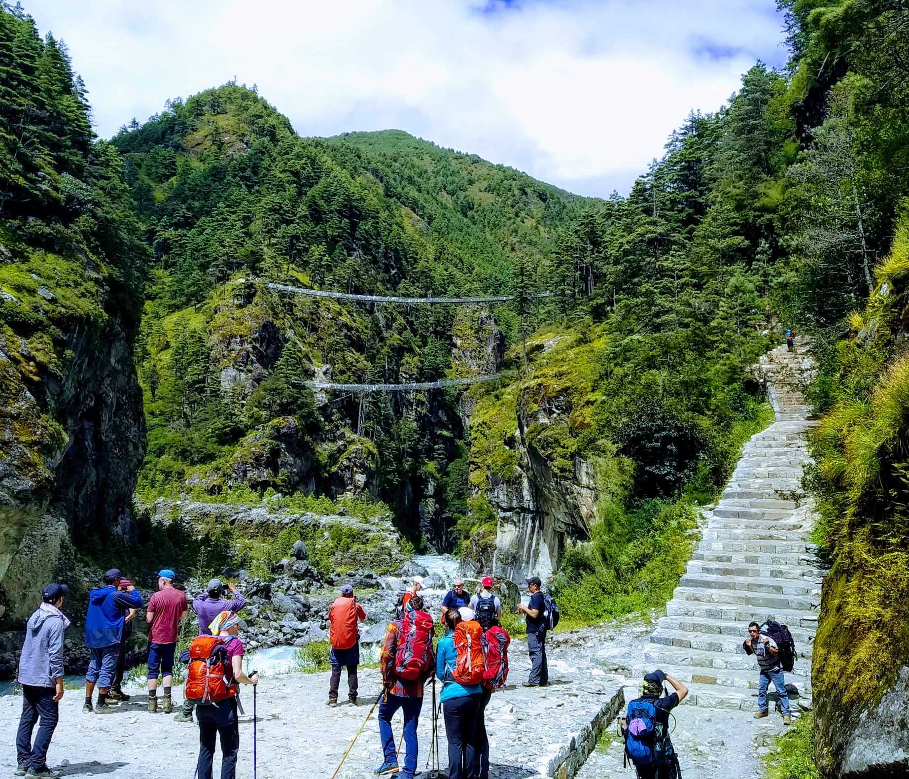 Trekking_in_Nepal_in_November.jpg